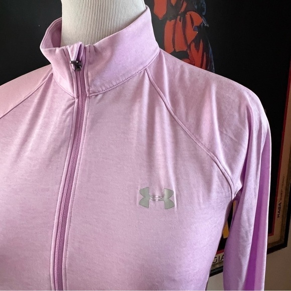 Under Armour Lilac  Half Zip Long Sleeve Heat Gear Long Sleeve Pullover Shirt - Picture 6 of 16